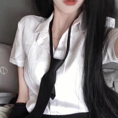 欲盖弄潮海报